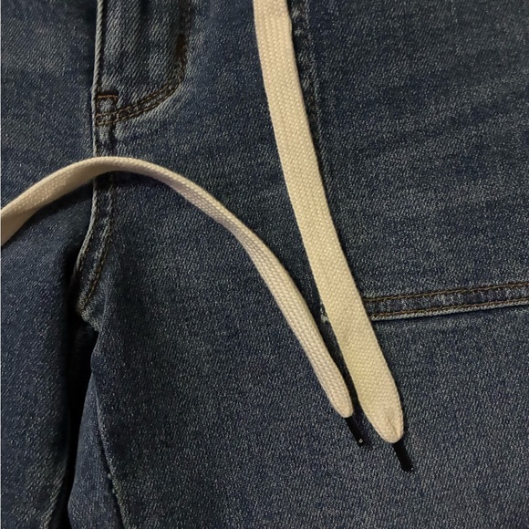 Judy Blue High Rise Denim Jogger Jeans - Picture 4 of 9